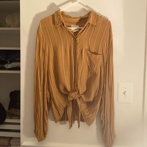 American Eagle Long Sleeve Top